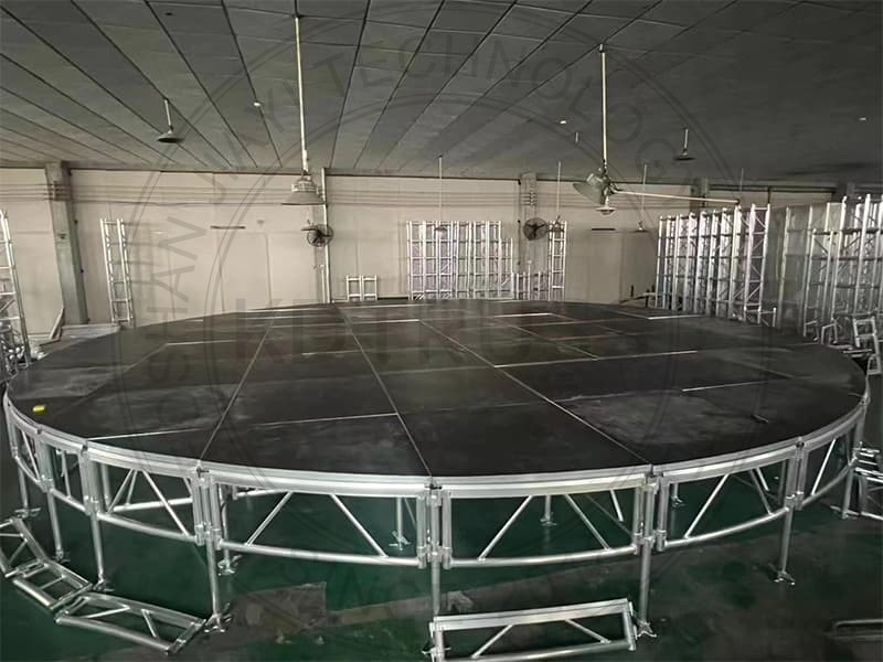 Round platform stage Design