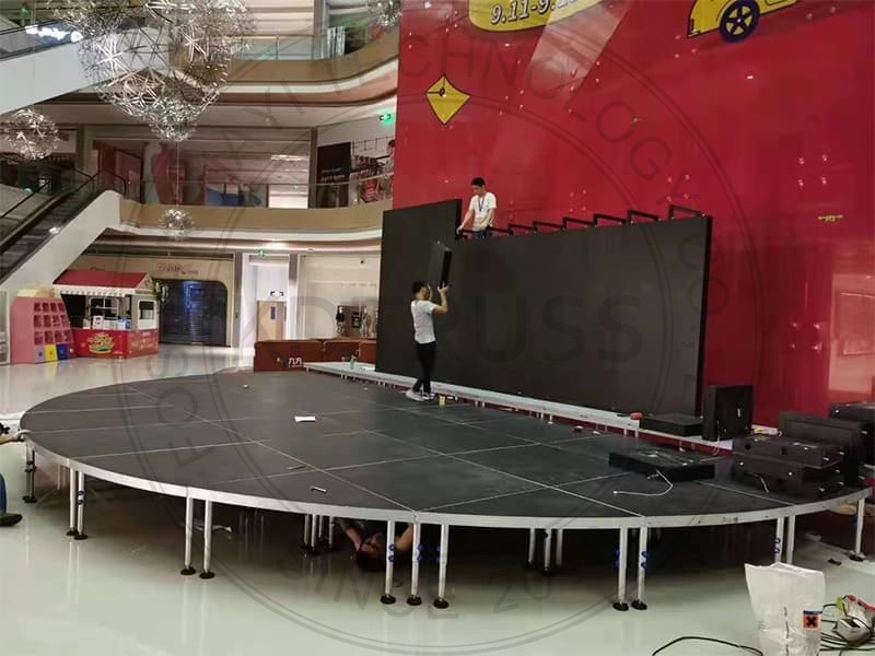 Round Mobile Aluminum Event Stage