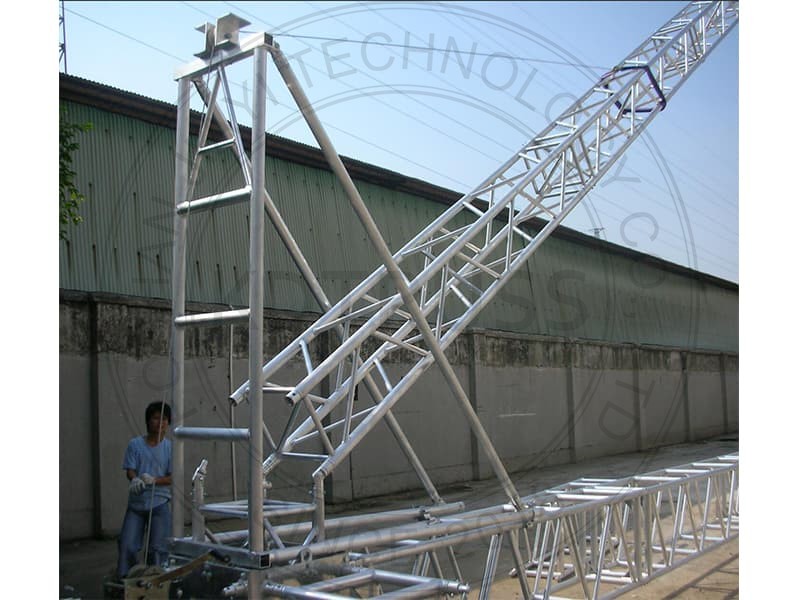 Truss erecting system
