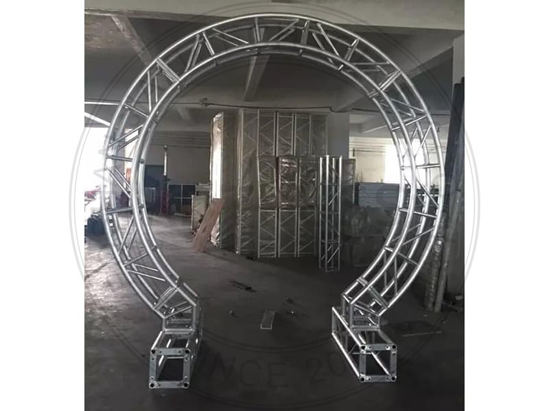 Arched Truss Structure