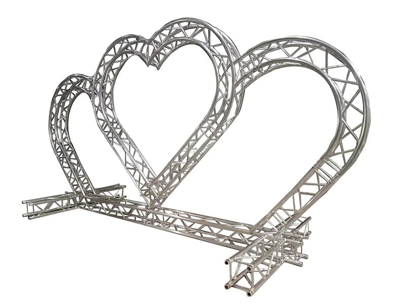 Heart shaped truss for wedding Heart shaped truss for wedding