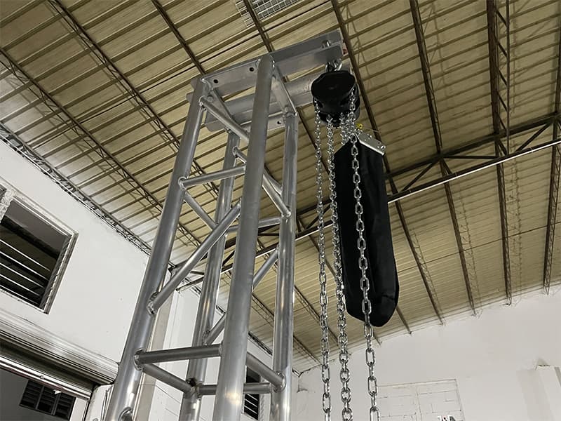Manual & Hand Chain Hoists Manual & Hand Chain Hoists